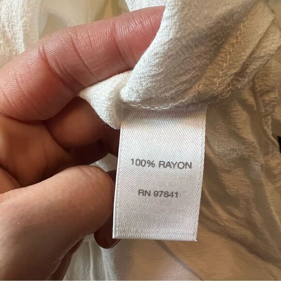 J. Jill off while tunic. Size extra small petite - Picture 3 of 11